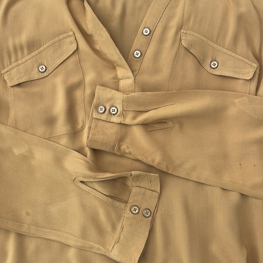 Forever 21 I Love H81 Women’s Mustard Long Sleeve 1/2 Button Collared Blouse - M - Picture 5 of 6